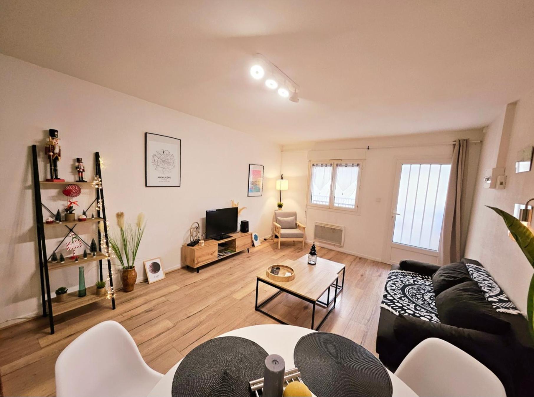 Appartement Cosy Proche Gare - Fibre Optique Et Parking Angoulême Eksteriør billede